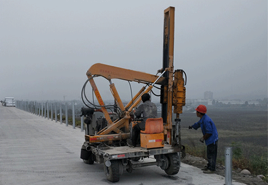 260公司打桩机四川乐山施工